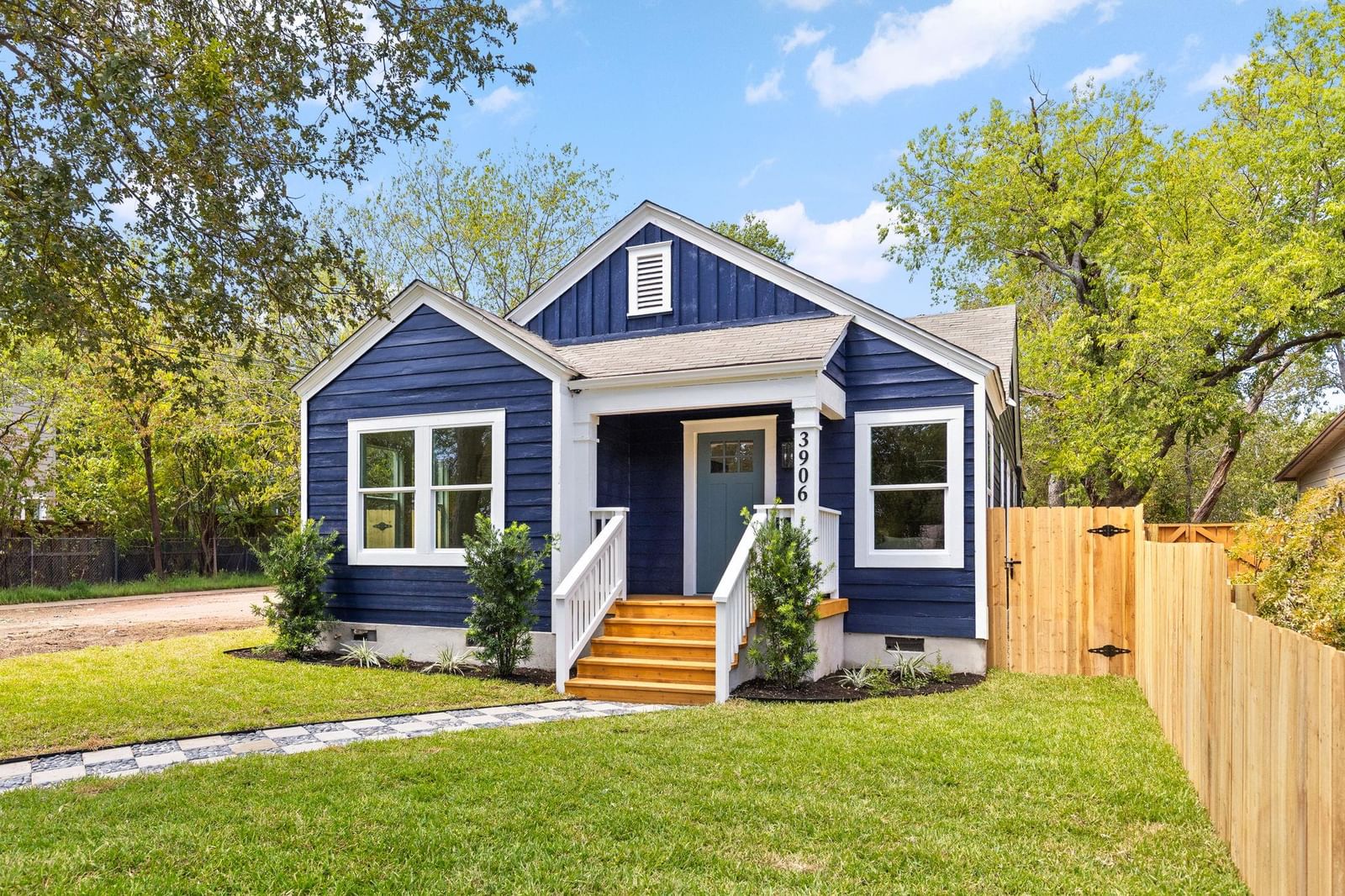 3906 Willbert RD - Photo 1