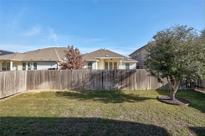 Property photo 31