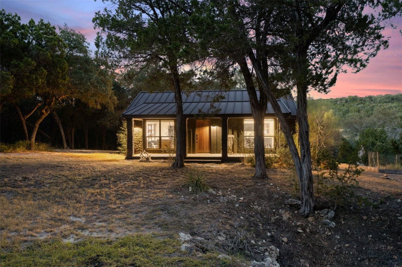 Property photo 28