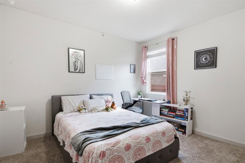 Property photo 24