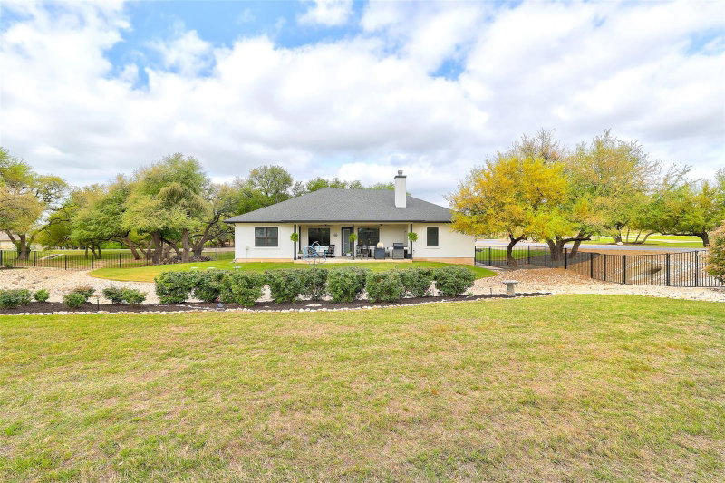 Property photo 36