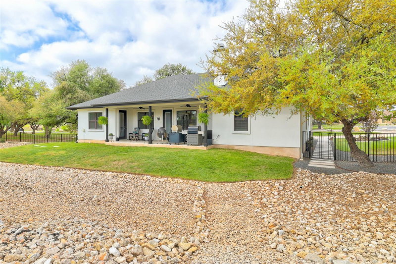 Property photo 37