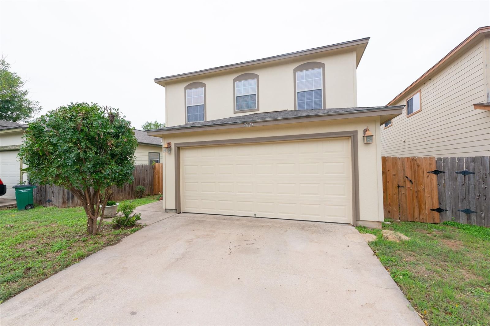 7011 Thannas WAY - Photo 1