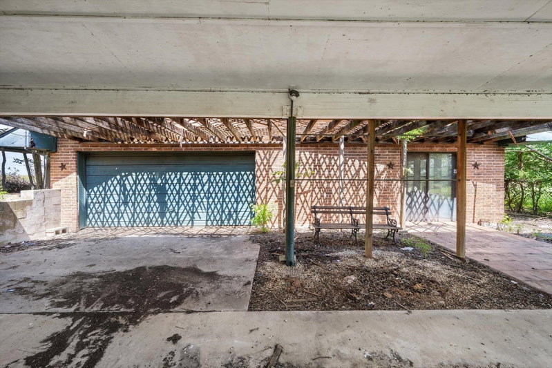 Property photo 40