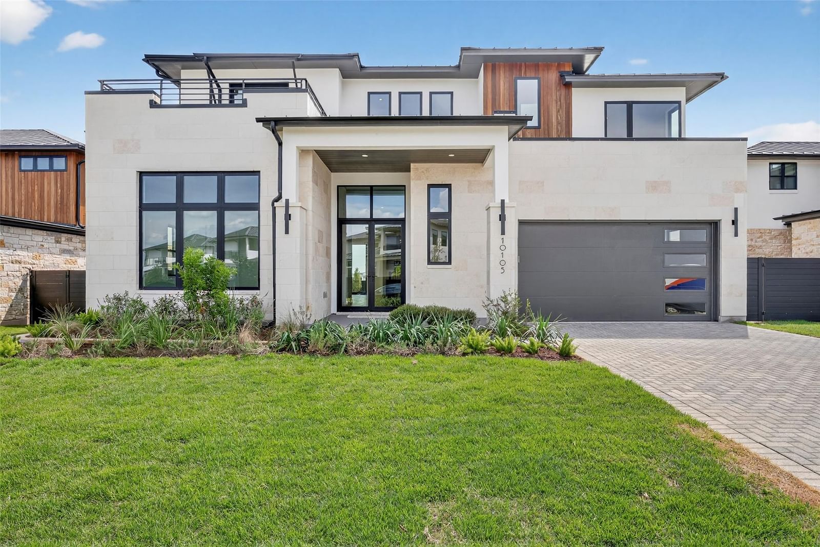 10105 Milky Way DR - Photo 1