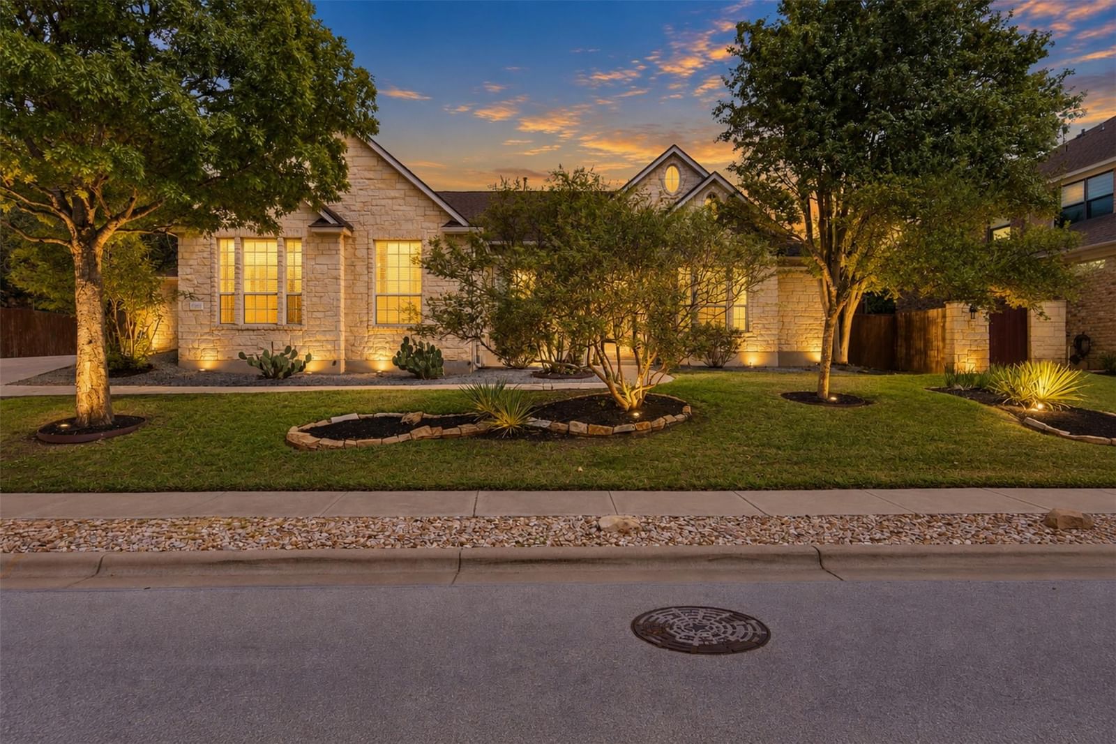 3004 Lombardi WAY - Photo 1