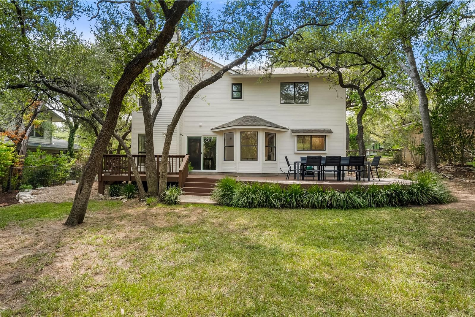 108 W SPRING DR - Photo 1