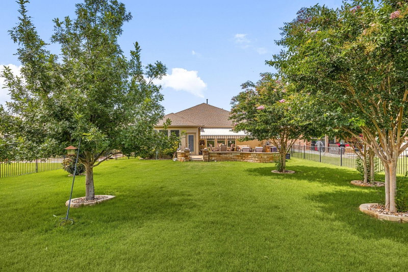 Property photo 31