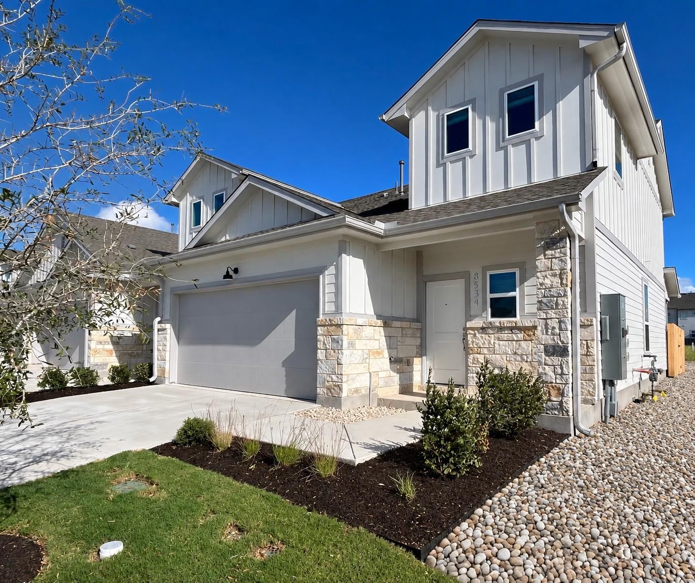8534 Wellspring LOOP - Photo 1