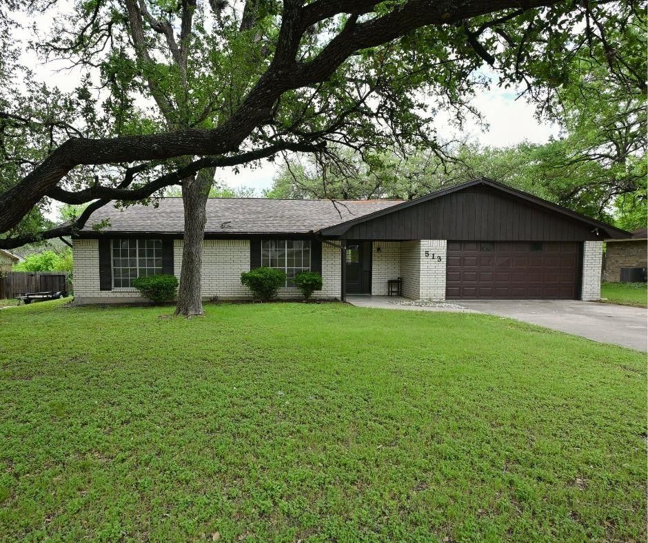 513 E 27th Ave - Photo 1