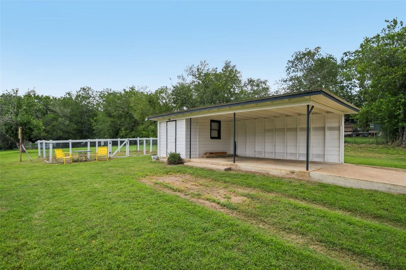 Property photo 32