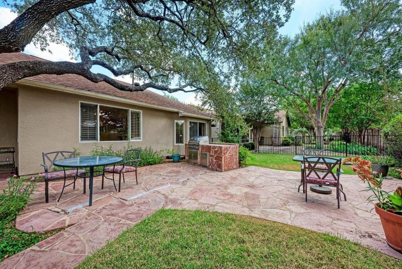 Property photo 32