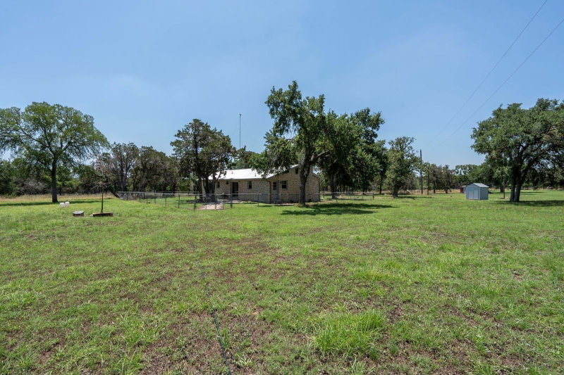 Property photo 24