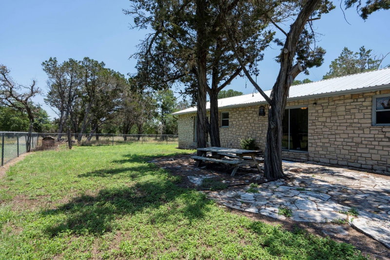 Property photo 28