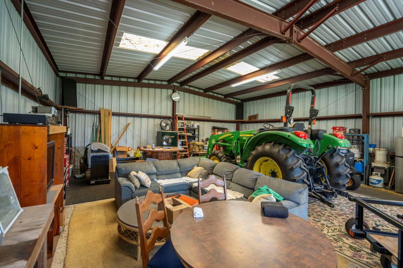 Property photo 31