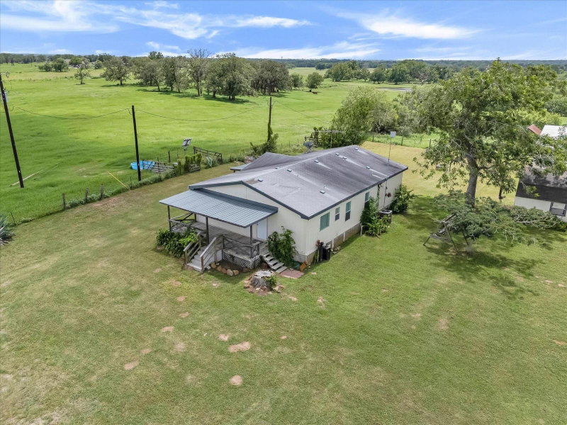 Property photo 38