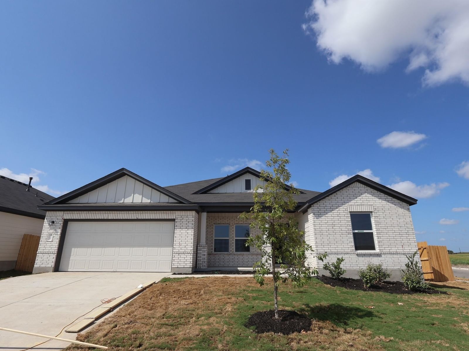 10201 Majestic Hawk WAY - Photo 1