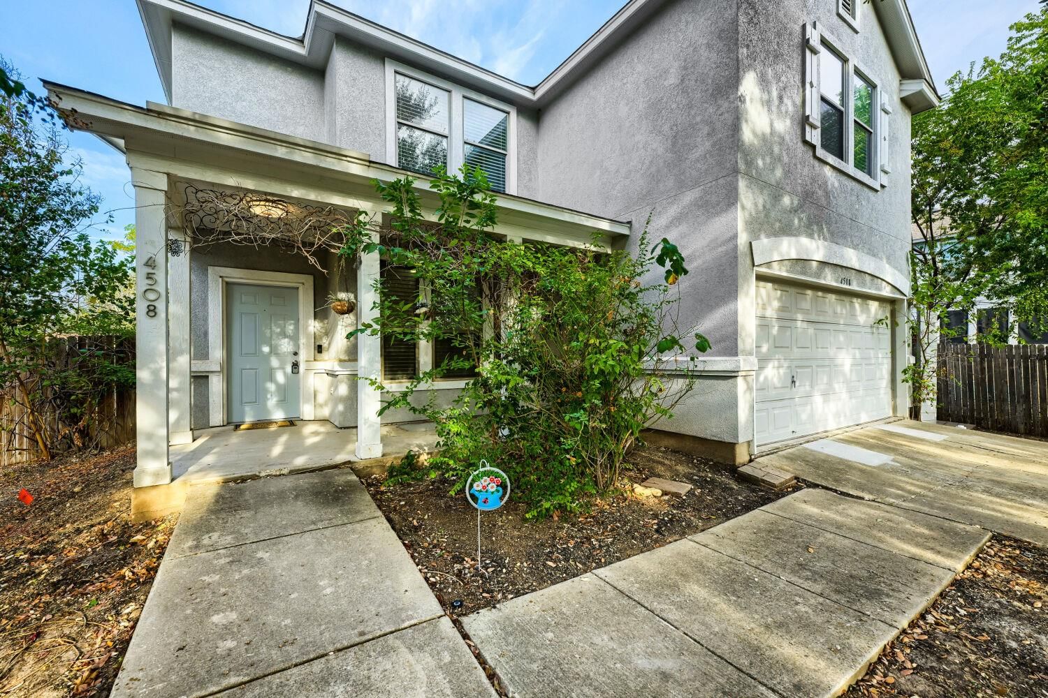 4508 Peach Grove RD - Photo 1