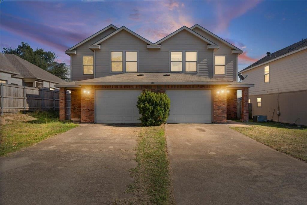 1503 Claremont CIR - Photo 1