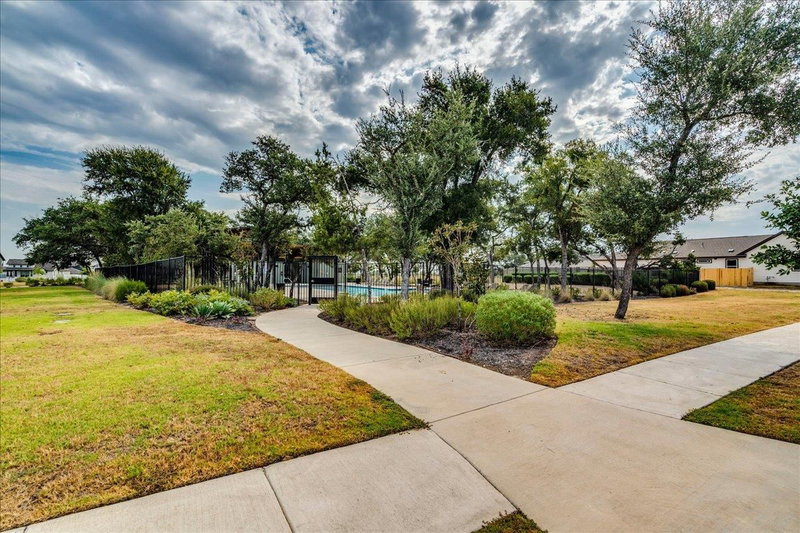 Property photo 34