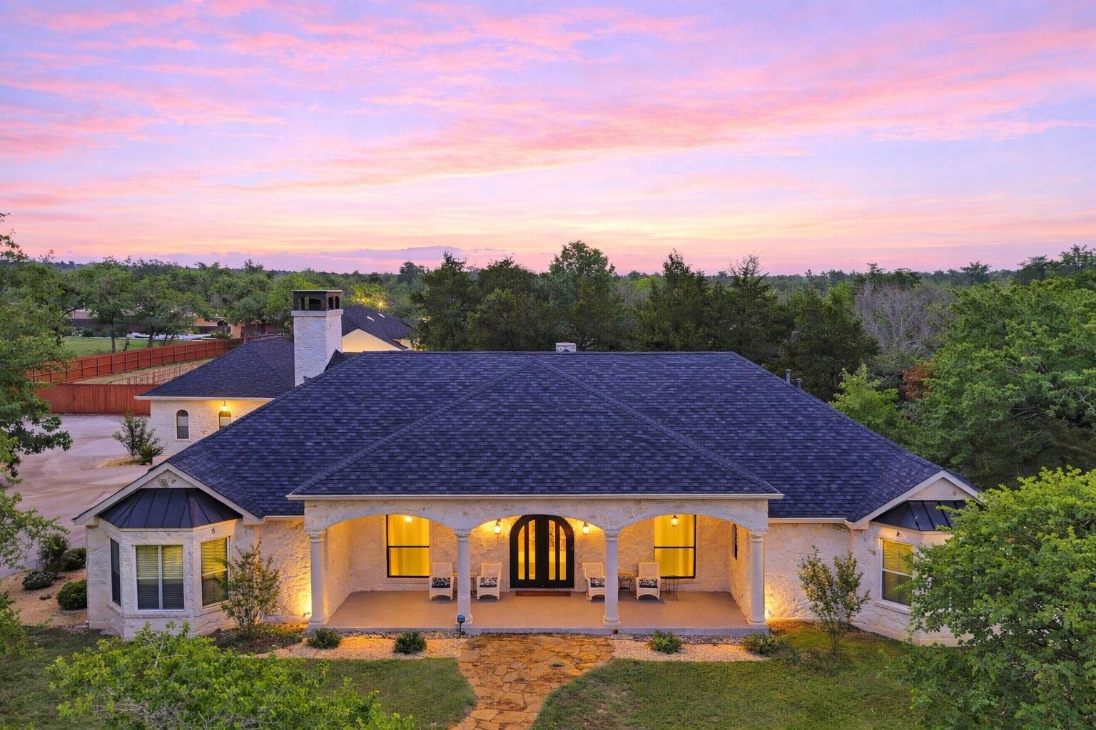 125 Carriage CT - Photo 1