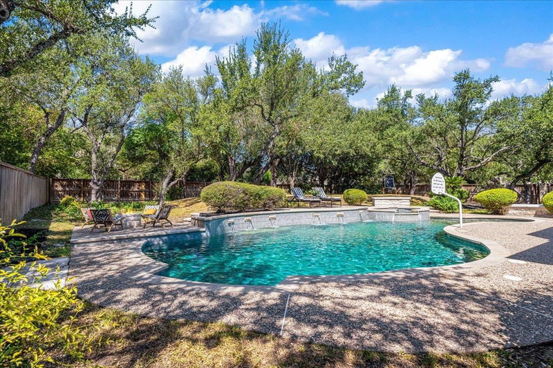 Property photo 33