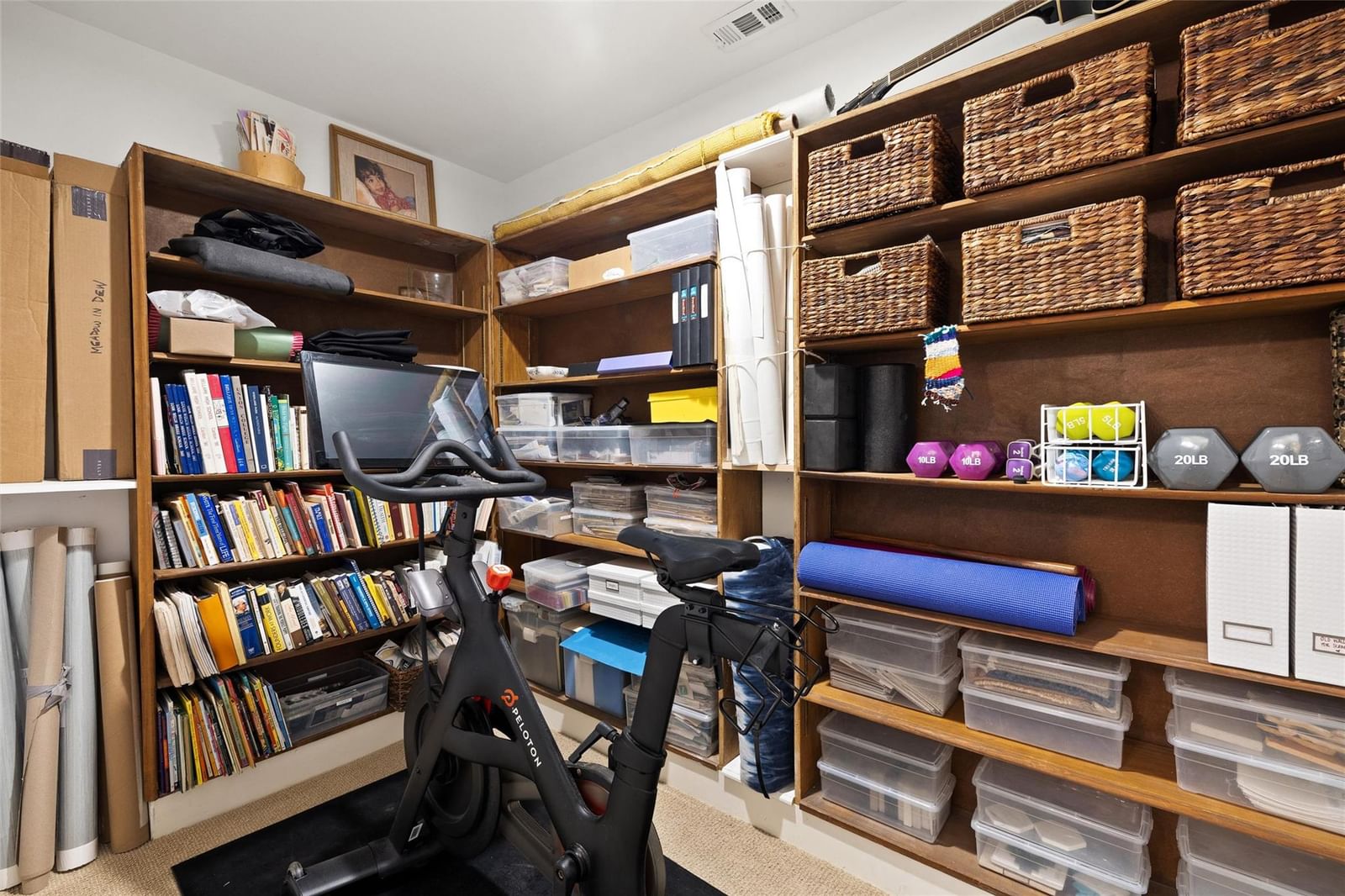 Photo 19