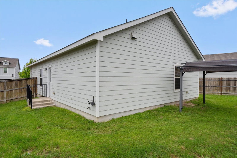 Property photo 35