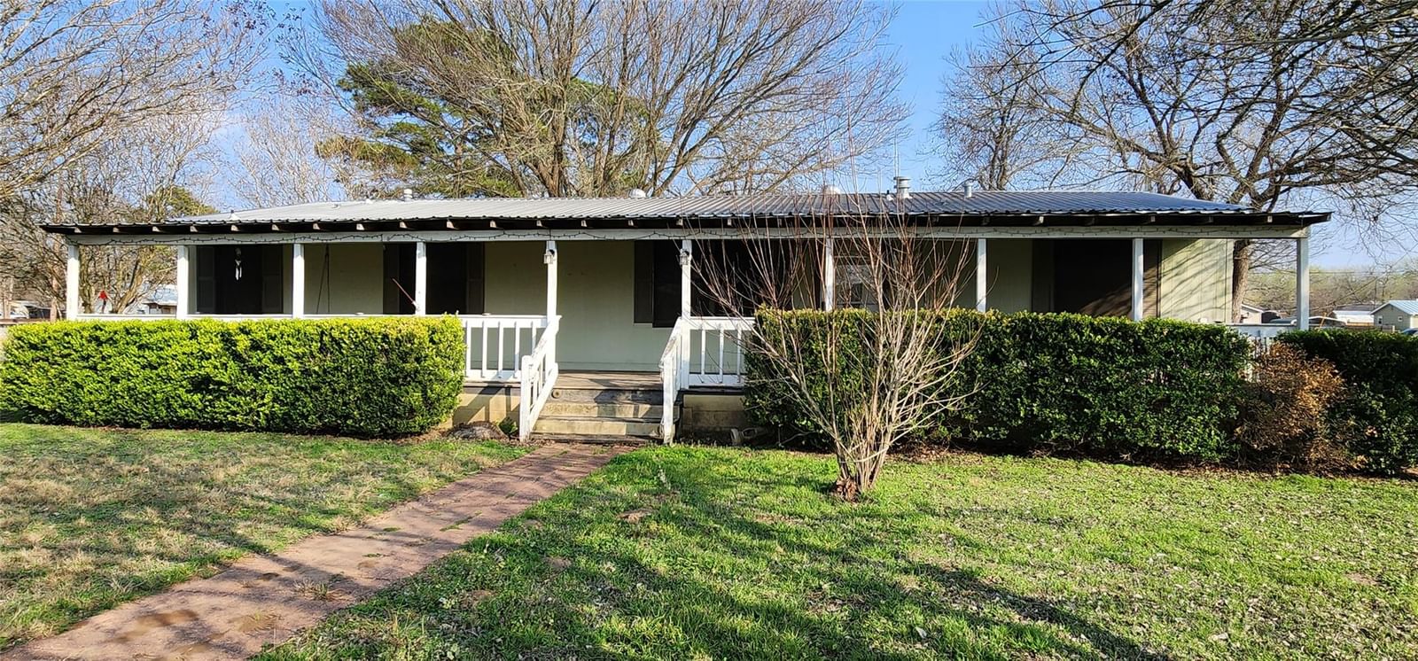 3 Miller ST - Photo 1