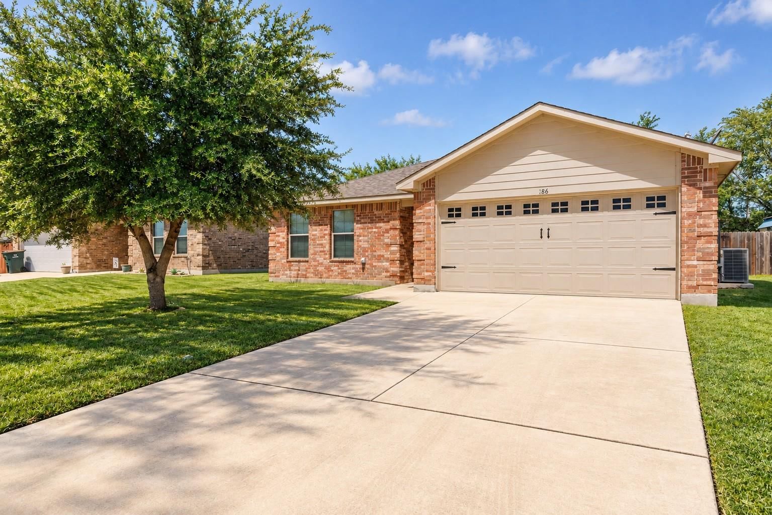 186 Talon DR - Photo 1