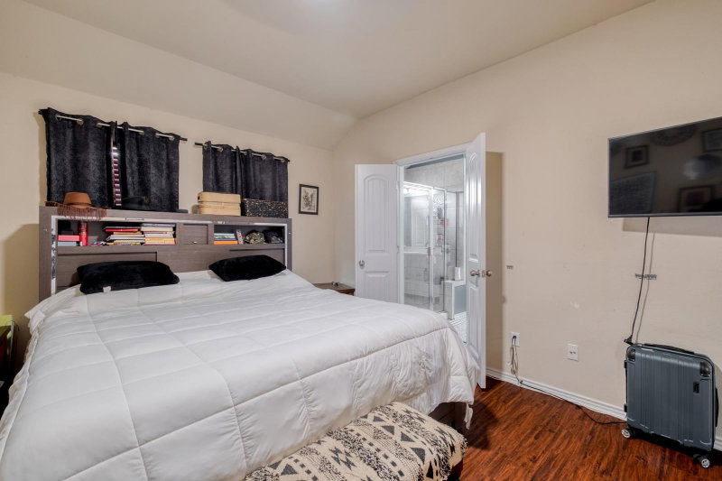 Property photo 24