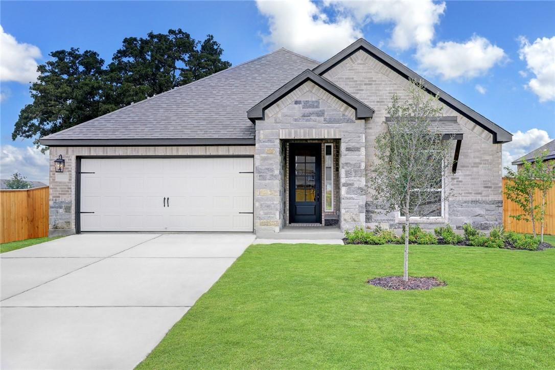 115 Red Oak PL - Photo 1