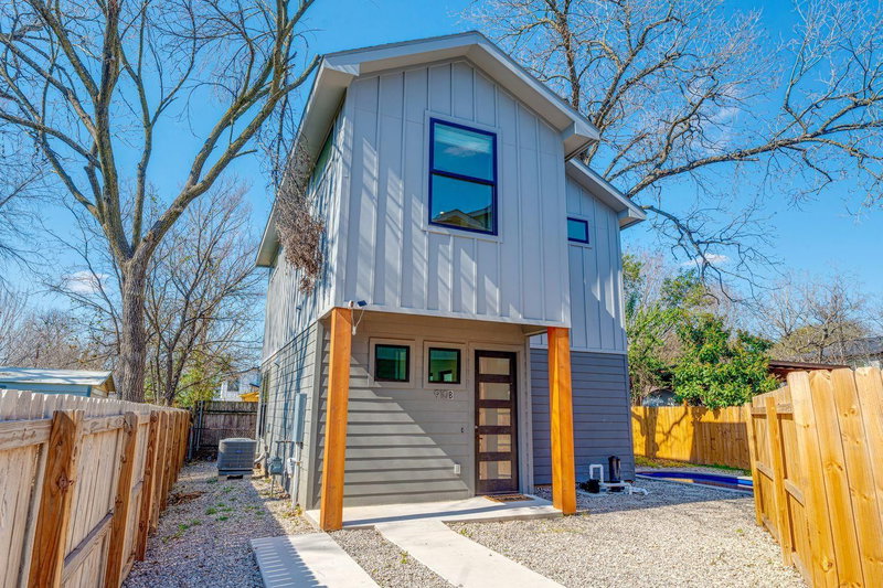 Property photo 24