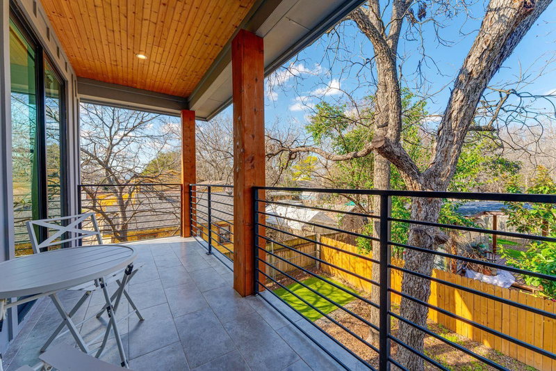 Property photo 37