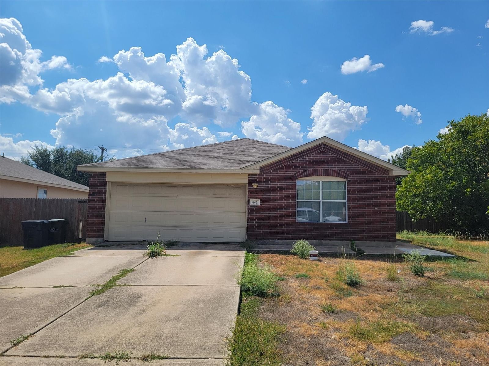 407 Saul ST - Photo 1