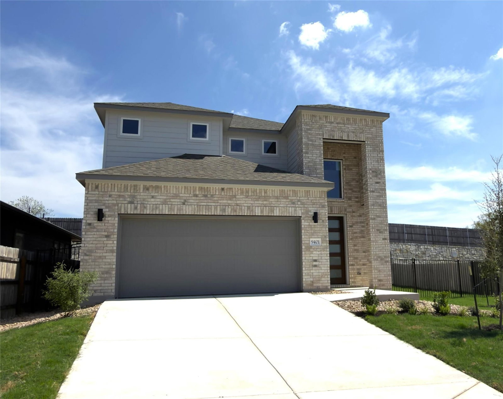 9401 Gladsome PATH - Photo 1