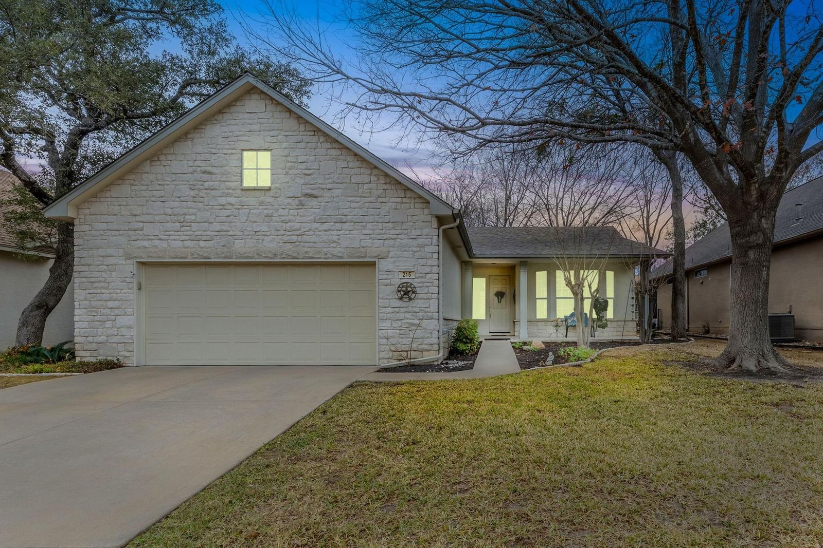 216 Whispering Wind DR - Photo 1