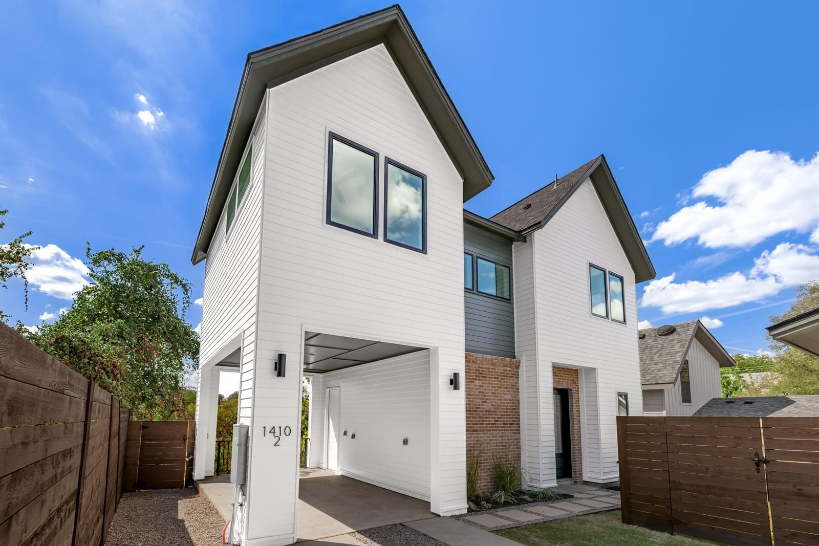 1410 Perez ST #2 - Photo 1