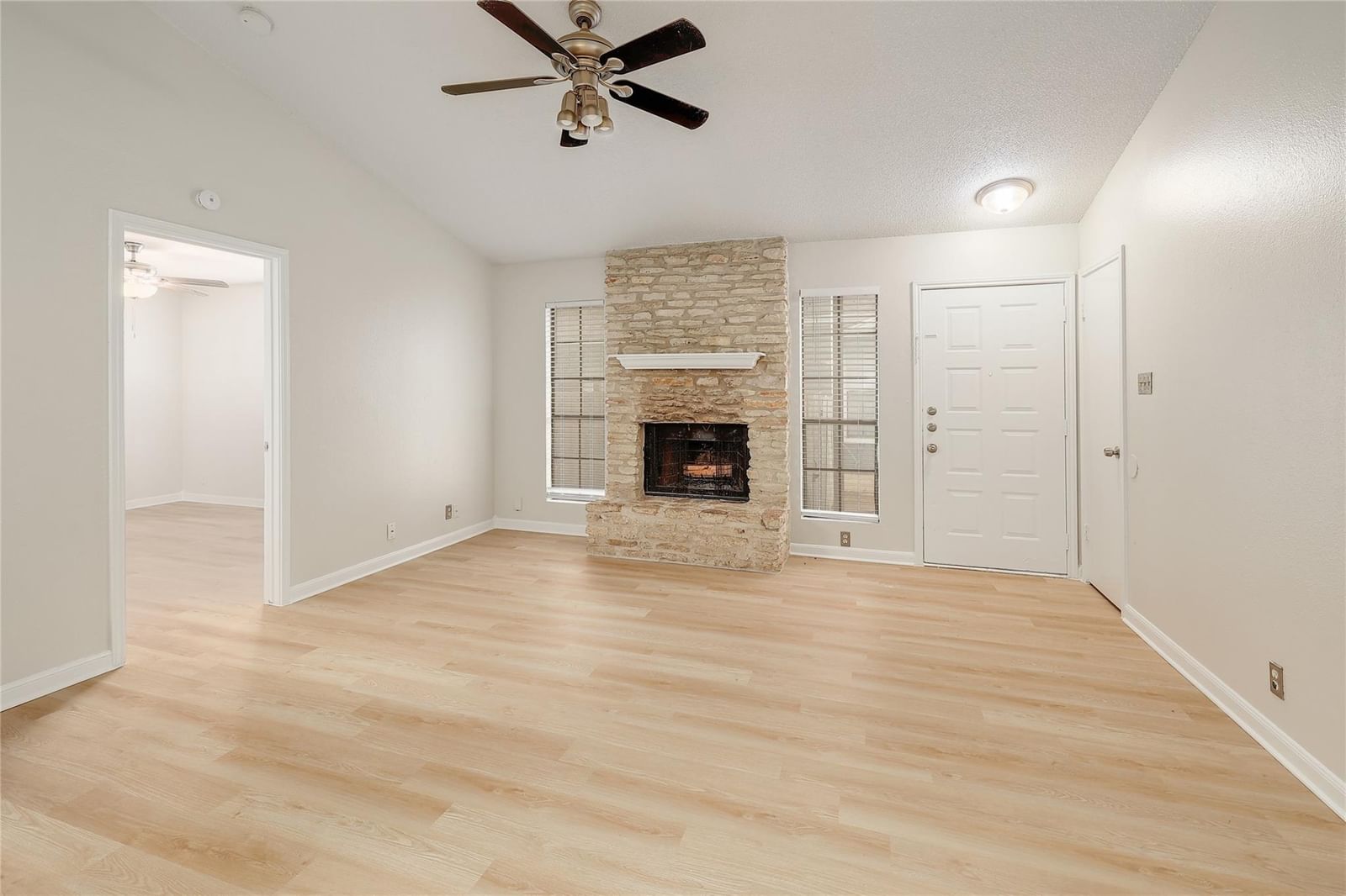 1915 Margalene WAY - Photo 1
