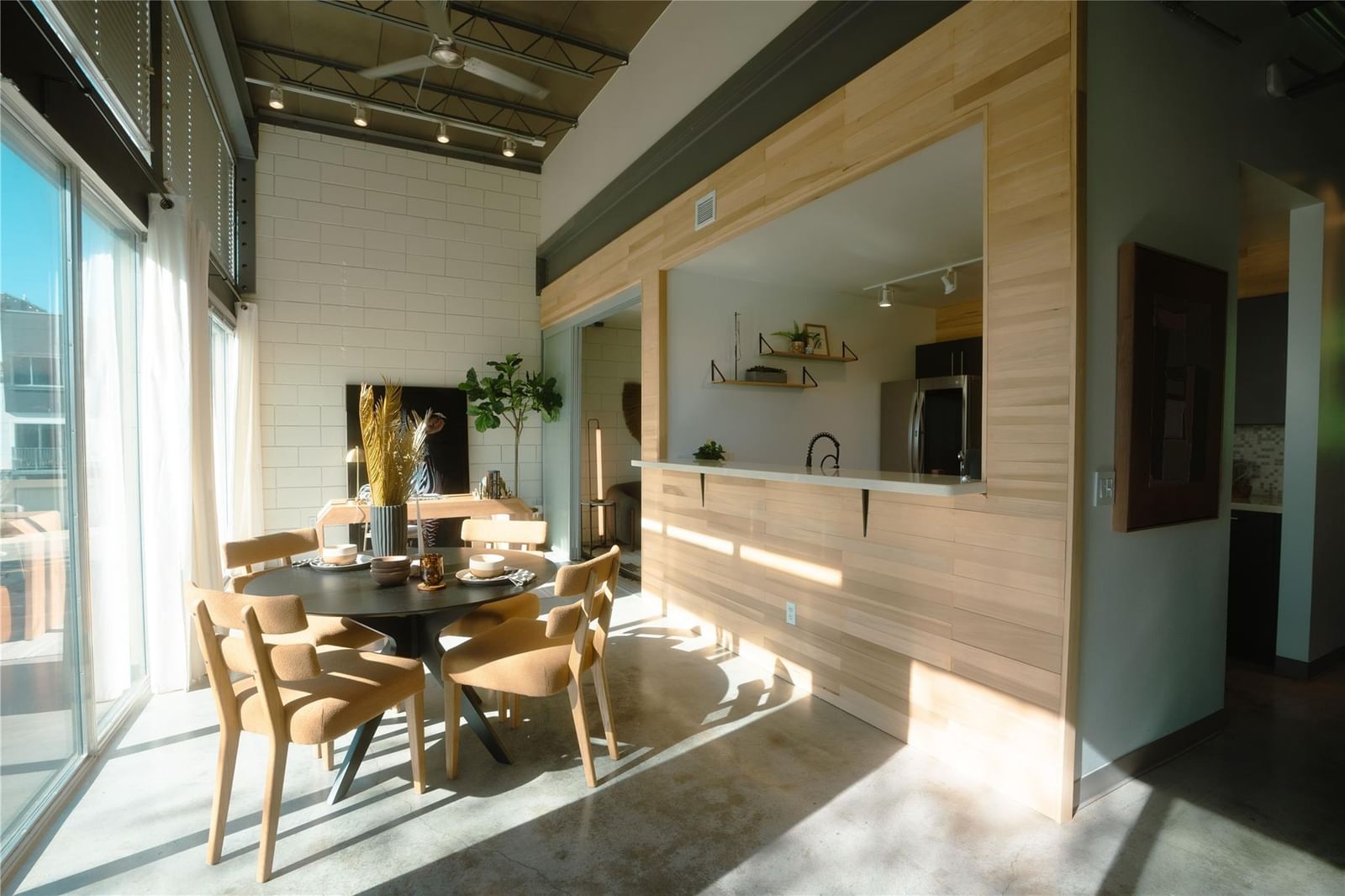 4801 Congress Ave #H5 - Photo 1