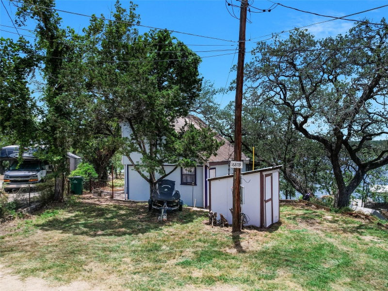 Property photo 35