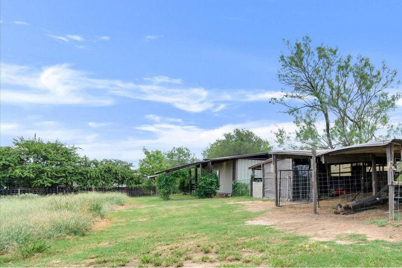 Property photo 35