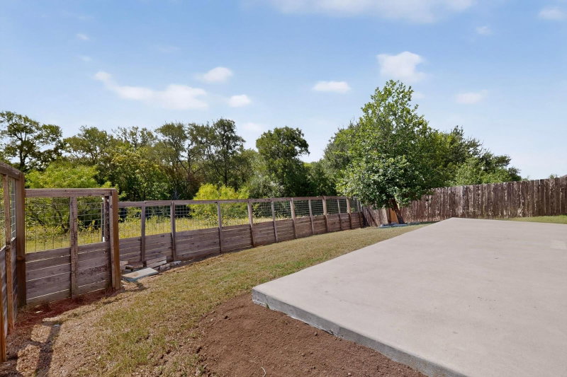 Property photo 37