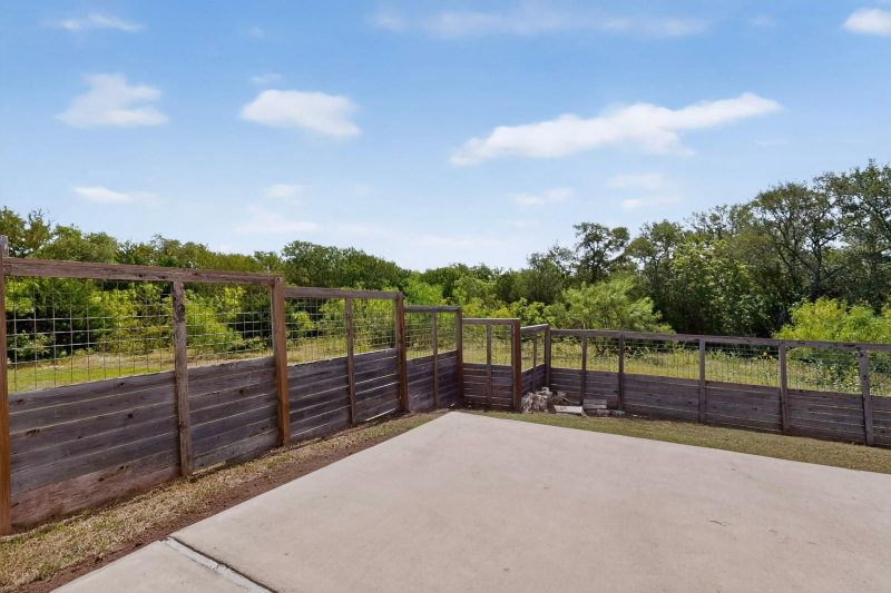 Property photo 38
