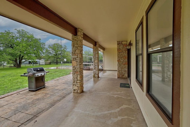 Property photo 35