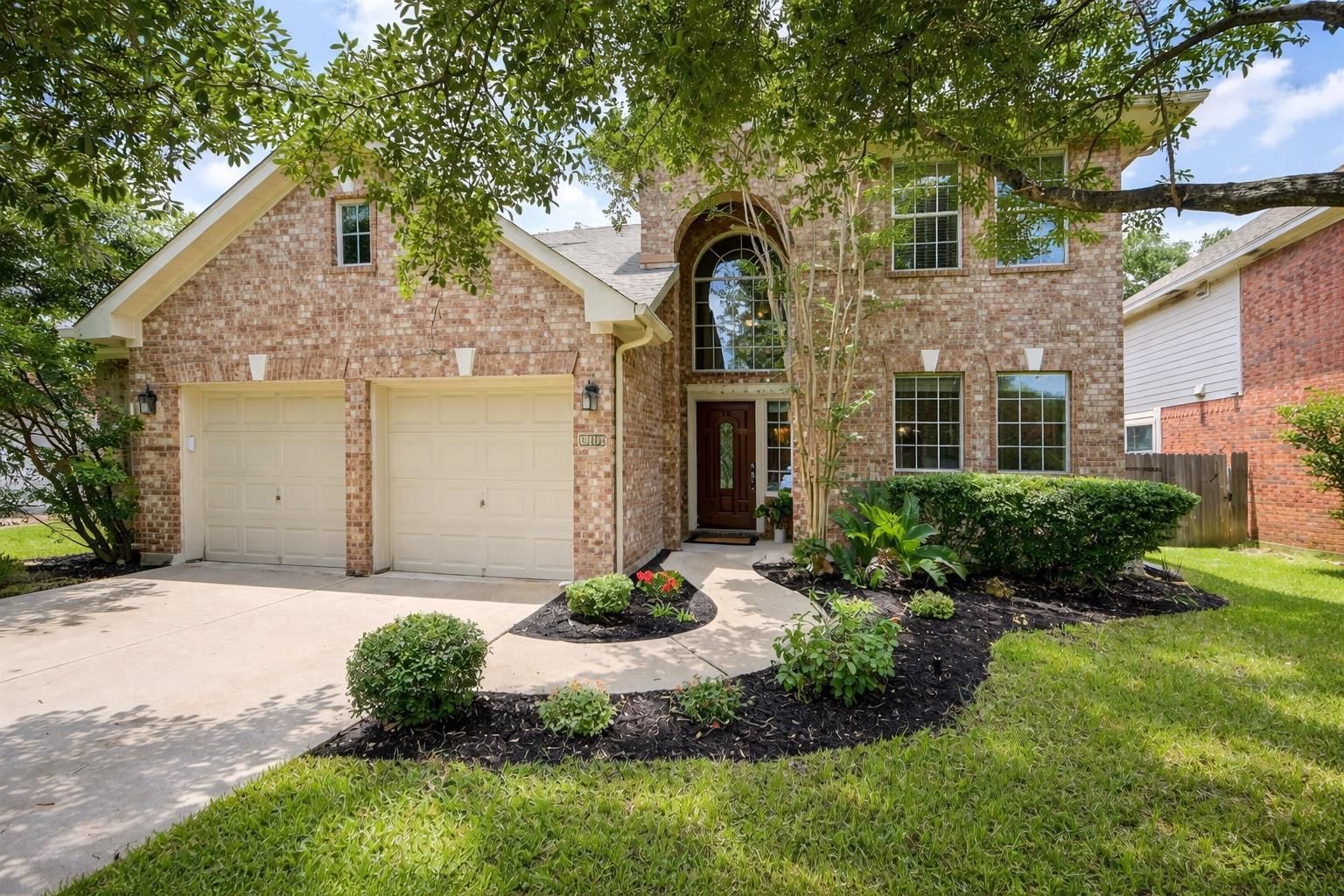 6405 Salcon Cliff DR - Photo 1