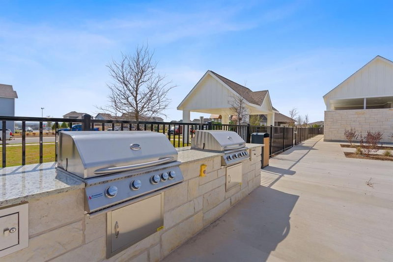 Property photo 28