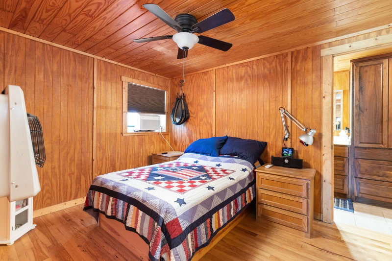 Property photo 24