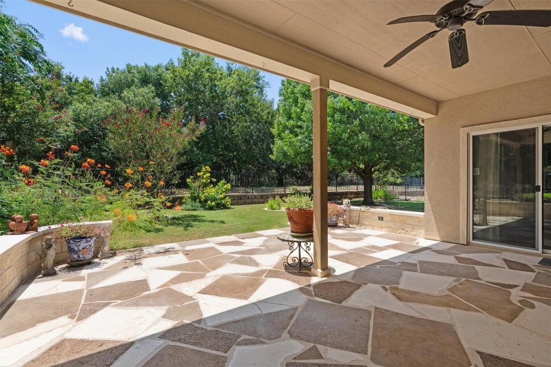 Property photo 33