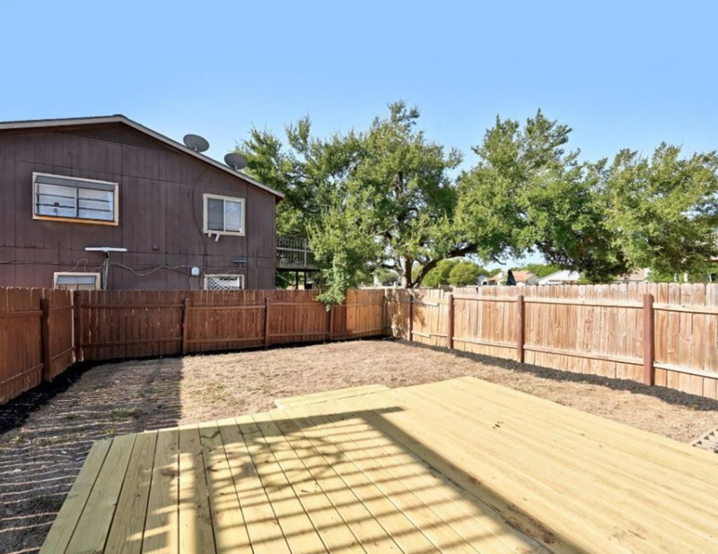 Property photo 28